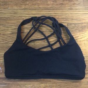 Black sports bra
